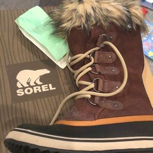 sorel Joan of arctic fur boots